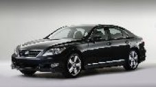 Това е Lexus LS 460 модел 2011