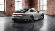 Porsche не продава повече от 2 еднакви 911 на година