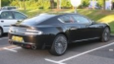 Това е серийната версия на Aston Martin Rapide