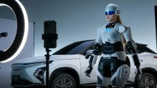 Chery започна да продава хуманоидни роботи на цената на луксозни автомобили