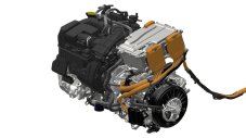Новият хибрид на Renault и Geely покрива Еuro 7