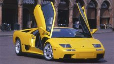 Дяволското Lamborghini навърши 35 години