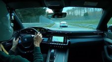 Peugeot 508 PSE не отстъпи на BMW M2 на "Нюрбургринг"