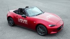 Mazda празнува 1 милион произведени MX-5