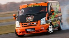 Поляк избухна с дрифт с Ford Transit (ВИДЕО)