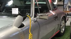 Идеалната кола? Porsche от 1973 с батерия от Tesla