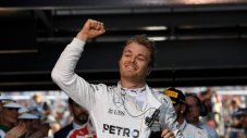 Mercedes-AMG започна сезона във F1 с двойна победа