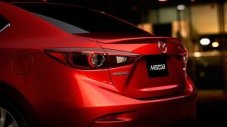 Първа снимка на Mazda3 седан