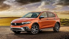 Fiat обнови Tipo и добави крос-версия