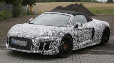 Audi изкара кабриолета R8 на тестове