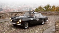 Уникално полицейско Ferrari се продава на търг