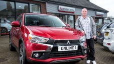 Mitsubishi продаде първия си автомобил чрез интернет