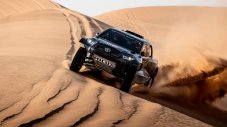 Toyota представи състезателен всъдеход с мотор от Land Cruiser 300