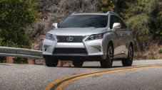 Lexus се върна в борбата за най-продаван премиум бранд в САЩ