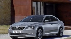Хибридната Skoda Superb идва догодина