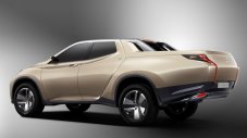 Новото Mitsubishi L200 ще прилича на лек автомобил