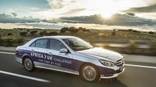 Хибриден Mercedes стигна от Африка до Англия с един резервоар