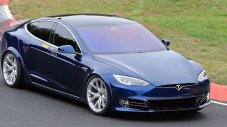 Tesla Model S би с 20 секунди Porsche Taycan на "Нюрбургринг"