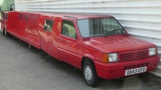 Чиновници: "Би Би Си" даде за скрап най-култовите коли от Top Gear