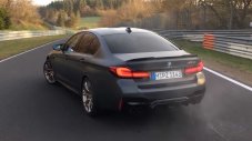 BMW M5 CS постави рекорд на "Нюрбургринг"