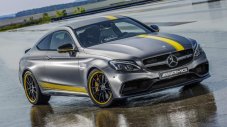 Mercedes-Benz показа специален C63 AMG