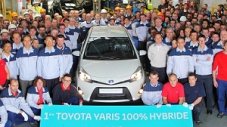 Първата Toyota Yaris Hybrid е готова