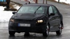 Volkswagen тества новия Polo седан