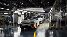 Toyota обяви ново спиране на фабриките си по света