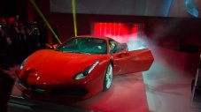 Фетел показа бюджетно Ferrari с 670 к.с.