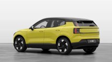 Volvo изтегля всички EX30 заради проблем със софтуера