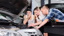 Как най-често лъжат в автосервиза?