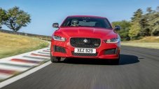 Jaguar XE постави рекорд на забравено трасе (ВИДЕО)