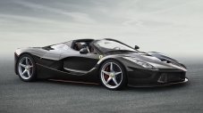 Ferrari изтегля над 2000 автомобила в САЩ