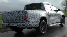 Заснеха на видео първия пикап на Mercedes