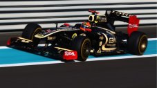 Ромен Гросжан е пилот на Lotus Renault