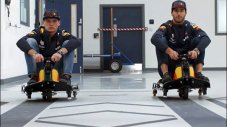 Пилотите на Red Bull си спретнаха нестандартно състезание (ВИДЕО)