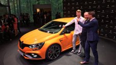 Пилот от Формула 1 представи новия Megane RS