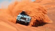 Rolls-Royce тества своя всъдеход в пустинята (ВИДЕО)