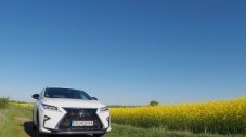Три пъти мери: тест на Lexus RX450h (ВИДЕО)