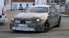 Следващото BMW M5 ще е хибрид със 750 к.с.