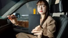 LG показа &bdquo;невидими&ldquo; автомобилни високоговорители