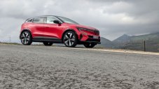 И Renault намалява цените по примера на Tesla