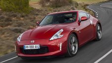 Nissan успокои феновете на 370Z