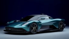 Италианци поемат управлението на Aston Martin