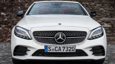 Новият Mercedes-Benz C-Class ще има квадратен таблет