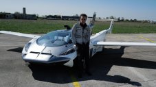 Легендарeн музикант е първият пътник на борда на AirCar