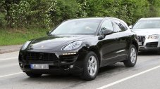 Първи шпионски снимки на Porsche Macan