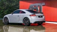 Германско ателие напомпа Audi TT RS до 460 к.с.