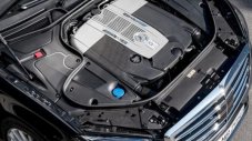 В Mercedes-Benz не се отказват от V12 двигателите