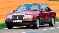 Легендата Mercedes C124 навърши 30 години